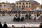 207TS11ZOGO_E217.jpg
